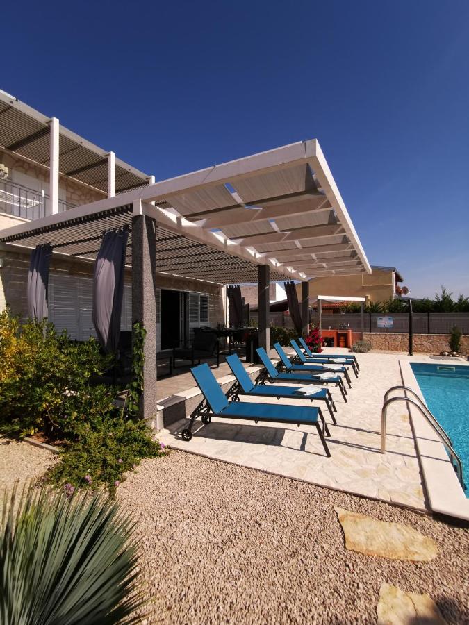שיבניק Villa Sundowner מראה חיצוני תמונה